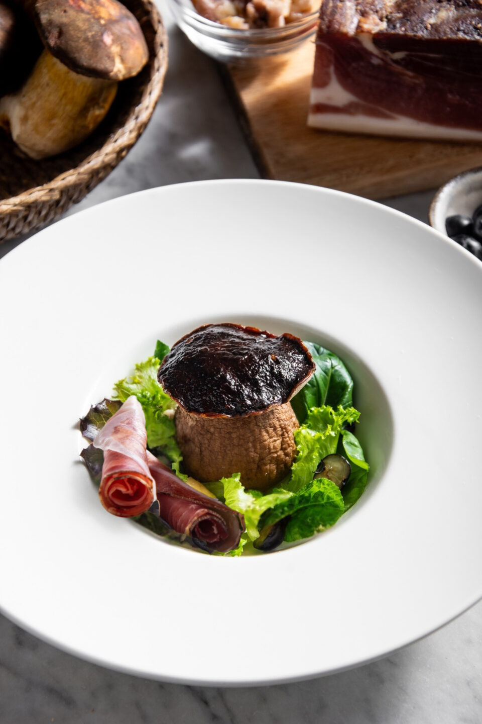 Porcino con ripieno di coniglio e Speck Alto Adige IGP